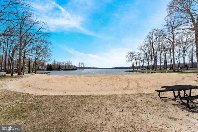 103 HILLSIDE DR, Locust Grove, VA 22508