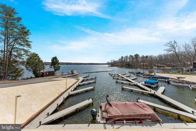 103 HILLSIDE DR, Locust Grove, VA 22508