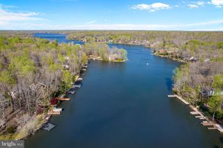 103 HILLSIDE DR, Locust Grove, VA 22508