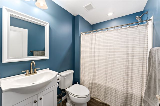 170 Arbor Trail Dr, Robinson Twp, PA 15136