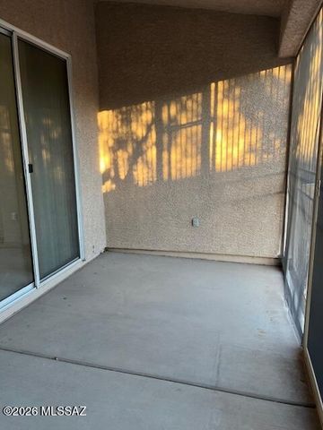 7653 W Starry Night Lane, Tucson, AZ 85743