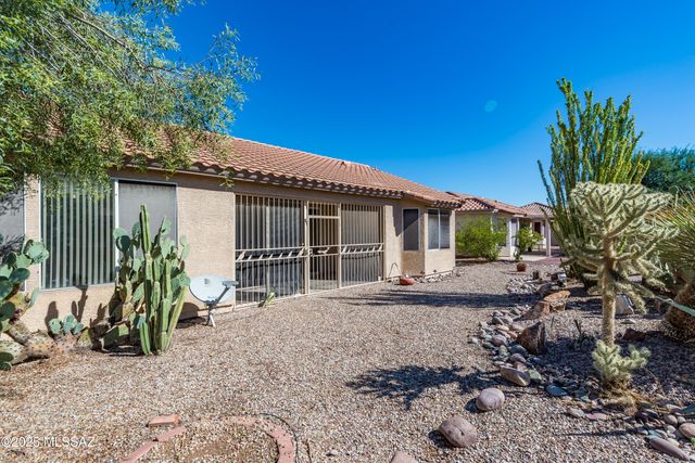7653 W Starry Night Lane, Tucson, AZ 85743