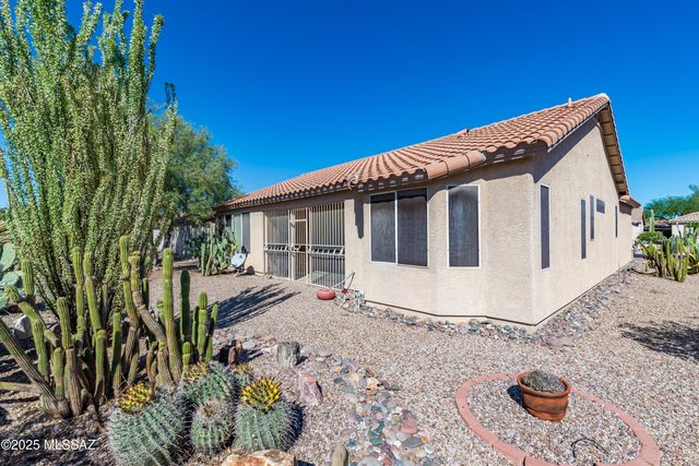 7653 W Starry Night Lane, Tucson, AZ 85743