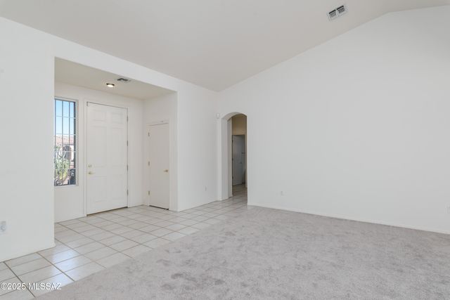 7653 W Starry Night Lane, Tucson, AZ 85743