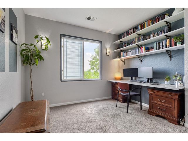 8520 S Holland Ln 204, Littleton, CO 80128