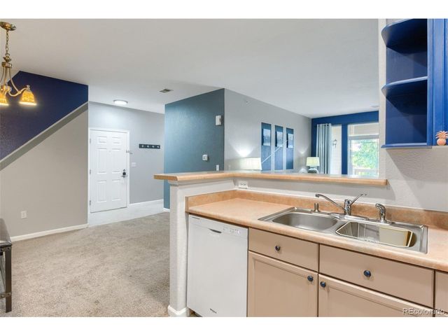 8520 S Holland Ln 204, Littleton, CO 80128