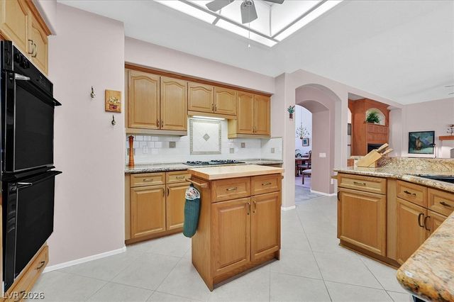 1925 Spyglass Drive, Henderson, NV 89074