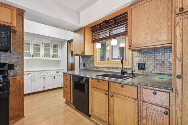 2636 6th Street, East Moline, IL 61244