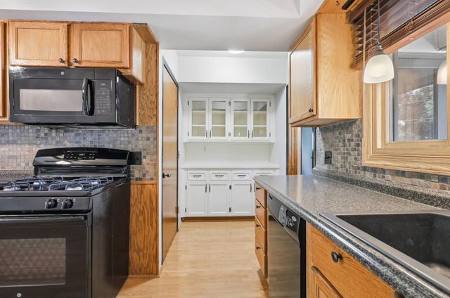 2636 6th Street, East Moline, IL 61244