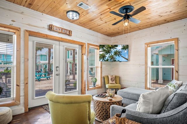 2120 S 11th St 501, Port Aransas, TX 78373