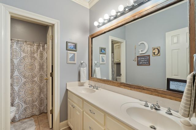 4 Meriwether Cir., Hattiesburg, MS 39402