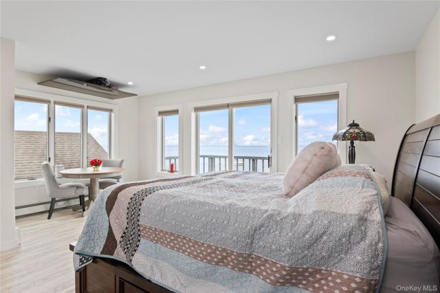 19 Pine Lane, Bayville, NY 11709