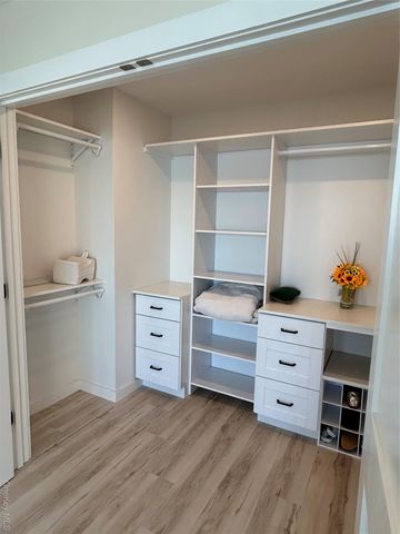 19 Pine Lane, Bayville, NY 11709