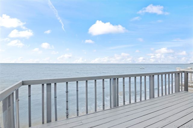 19 Pine Lane, Bayville, NY 11709