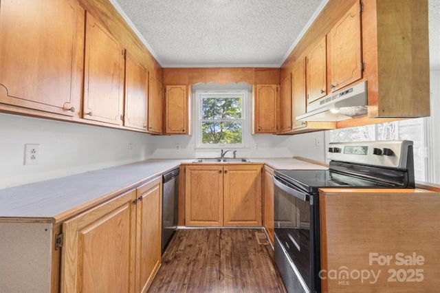 8311 Mcilwaine Road, Huntersville, NC 28078