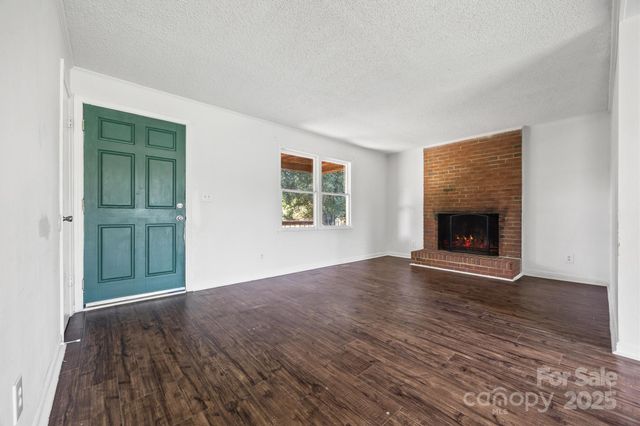 8311 Mcilwaine Road, Huntersville, NC 28078