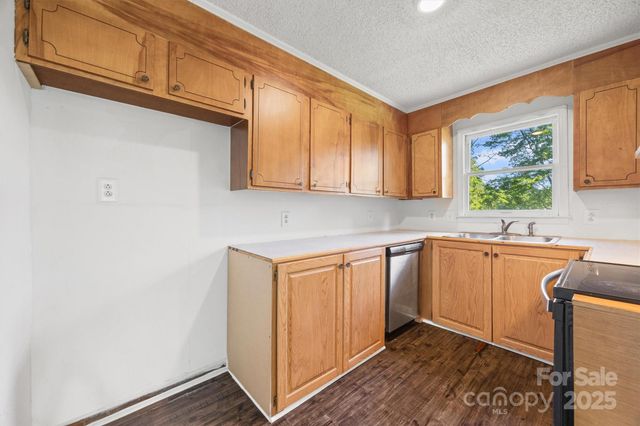 8311 Mcilwaine Road, Huntersville, NC 28078