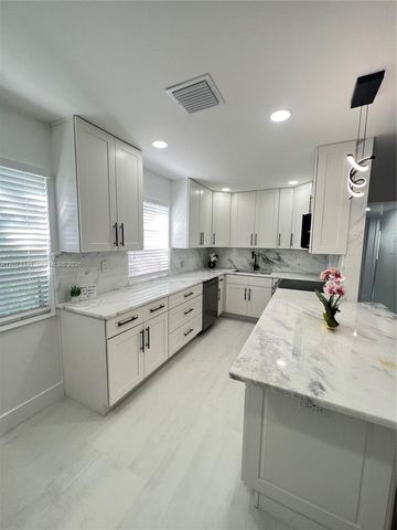 708 Normandy O 708, Delray Beach, FL 33484