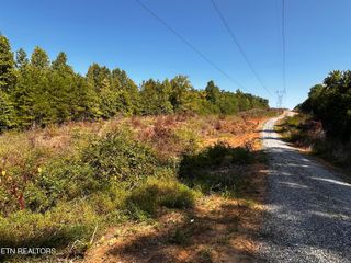 2110 Bob Irwin Rd, Maryville, TN 37803