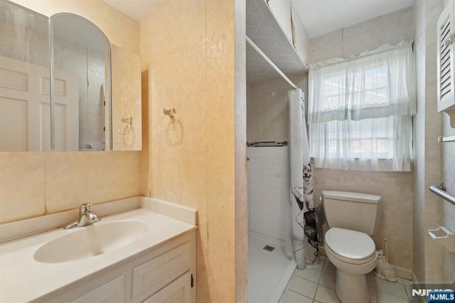 55 Victor Place, Hawthorne, NJ 07506