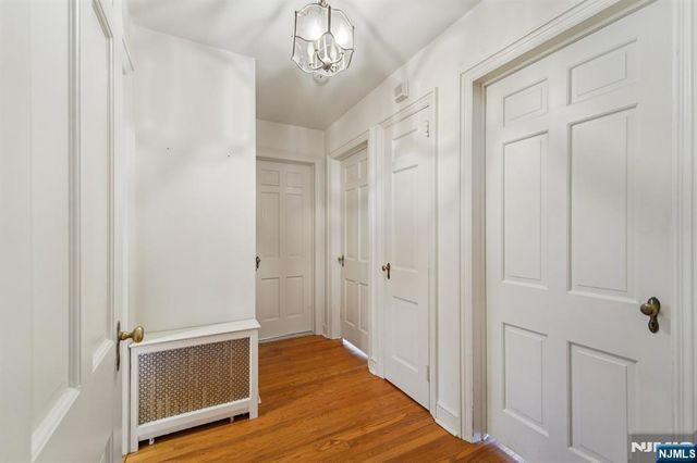 55 Victor Place, Hawthorne, NJ 07506