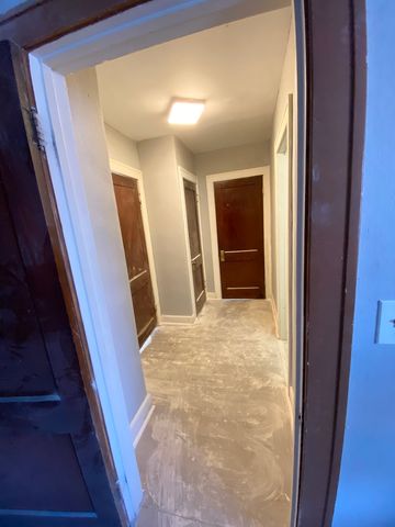 914-916 N Winnebago Street N, Rockford, IL 61103