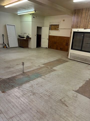 914-916 N Winnebago Street N, Rockford, IL 61103