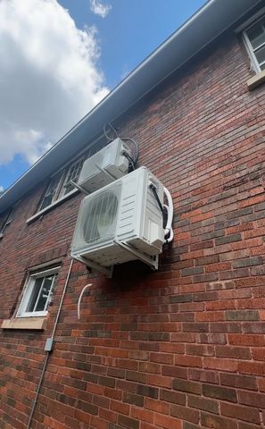 914-916 N Winnebago Street N, Rockford, IL 61103