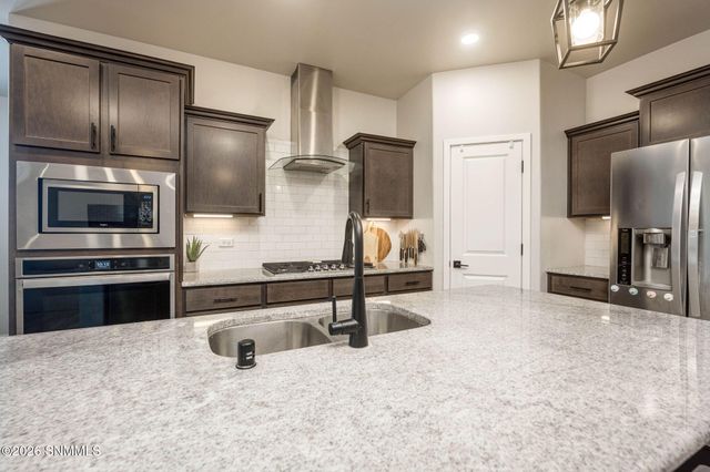 4723 Big Springs Street, Las Cruces, NM 88012