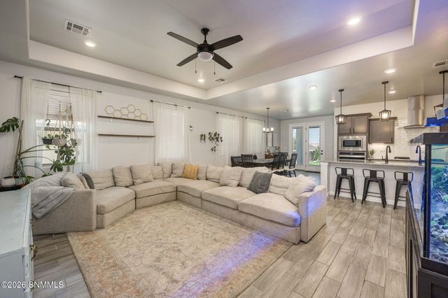 4723 Big Springs Street, Las Cruces, NM 88012