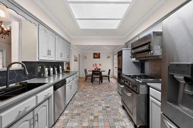 2307 Honeysuckle Drive, Richardson, TX 75082