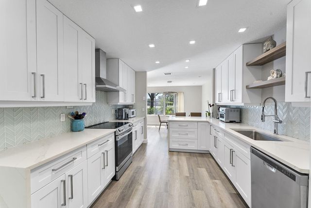 6706 Boca Pines Trail B, Boca Raton, FL 33433