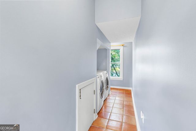 8 Chestley Place, Savannah, GA 31406