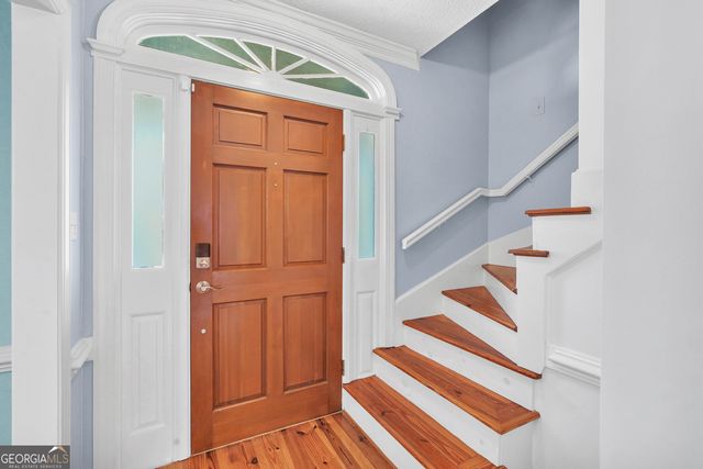 8 Chestley Place, Savannah, GA 31406