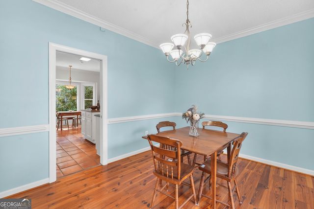 8 Chestley Place, Savannah, GA 31406