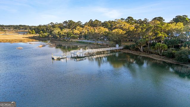 8 Chestley Place, Savannah, GA 31406