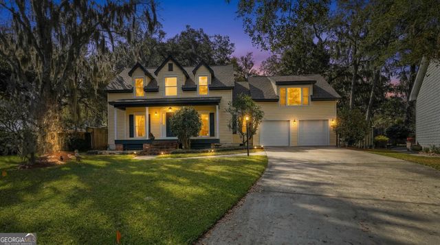 8 Chestley Place, Savannah, GA 31406