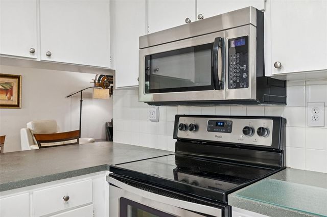 1250 S PINELLAS AVE 503, Tarpon Springs, FL 34689