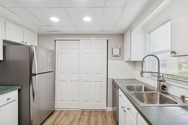 1250 S PINELLAS AVE 503, Tarpon Springs, FL 34689