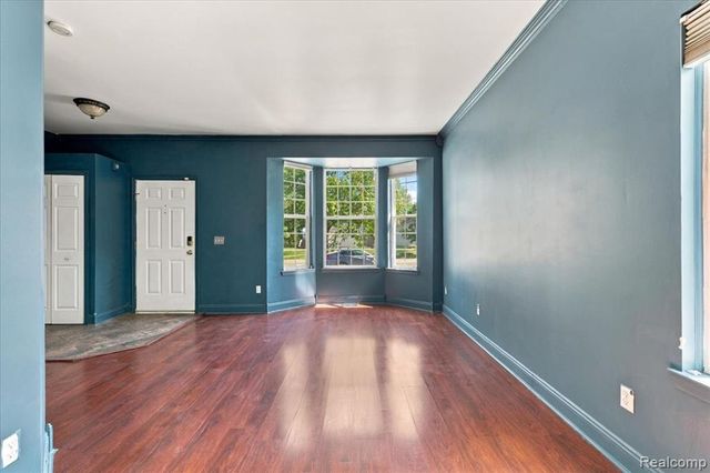 7412 Willow Creek Drive, Ypsilanti, MI 48197