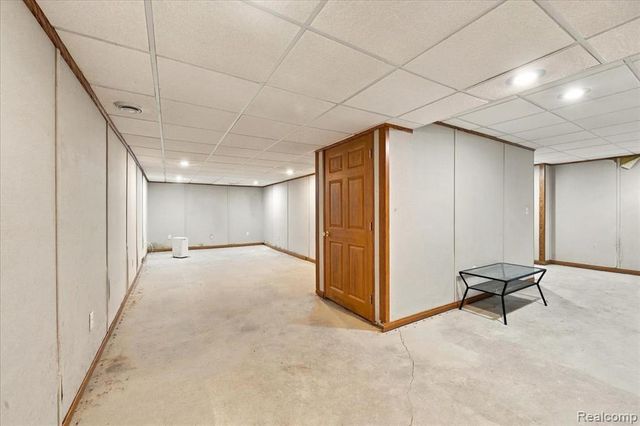 7412 Willow Creek Drive, Ypsilanti, MI 48197