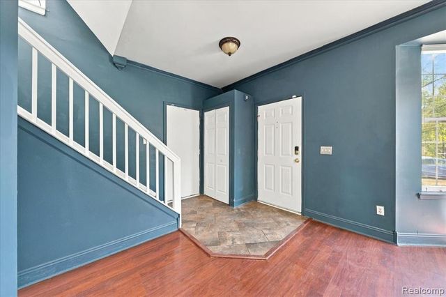 7412 Willow Creek Drive, Ypsilanti, MI 48197