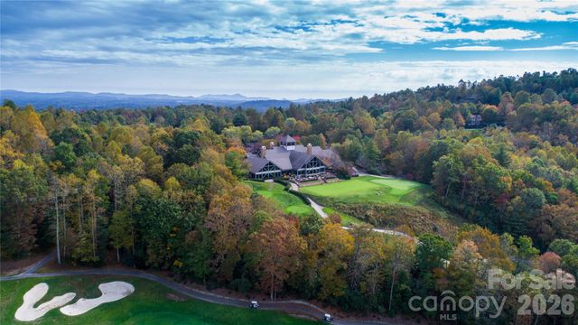 158 Chattooga Run, Hendersonville, NC 28739