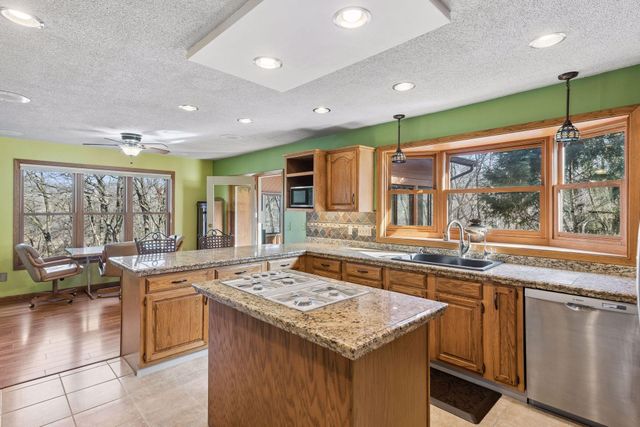 10277 Upper 178th Street W, Lakeville, MN 55044