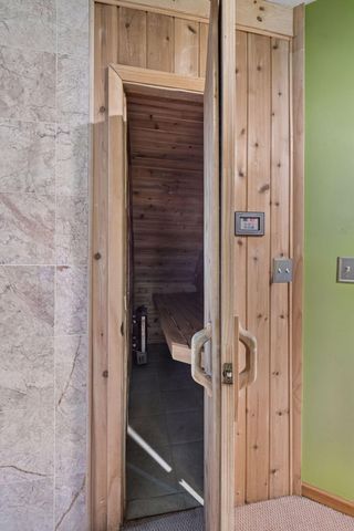 10277 Upper 178th Street W, Lakeville, MN 55044