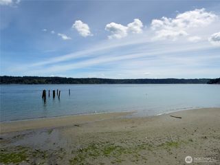 1230 Maplewood Beach Drive NW, Gig Harbor, WA 98332