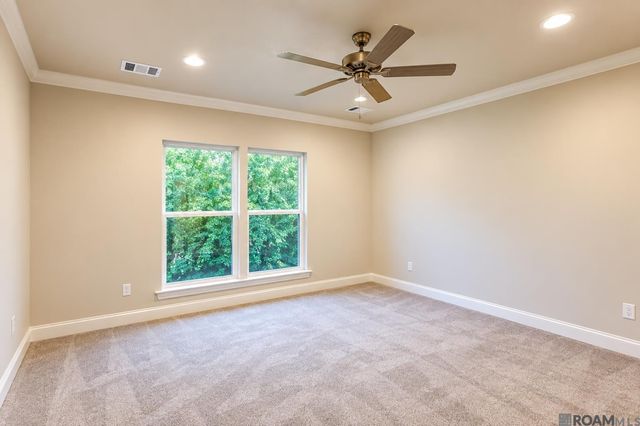 6614 Roux Dr, Baton Rouge, LA 70817