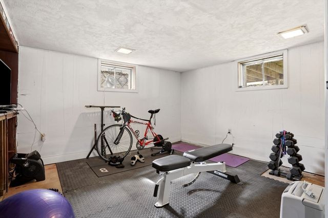 33 Bateman Avenue, Revere, MA 02151