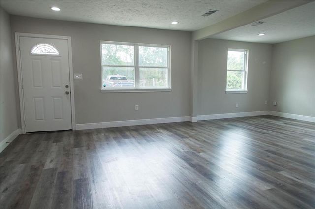 14441 Mcnair Street, Houston, TX 77015