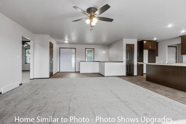 1268 PUTNAM DRIVE, Pulaski, WI 54162